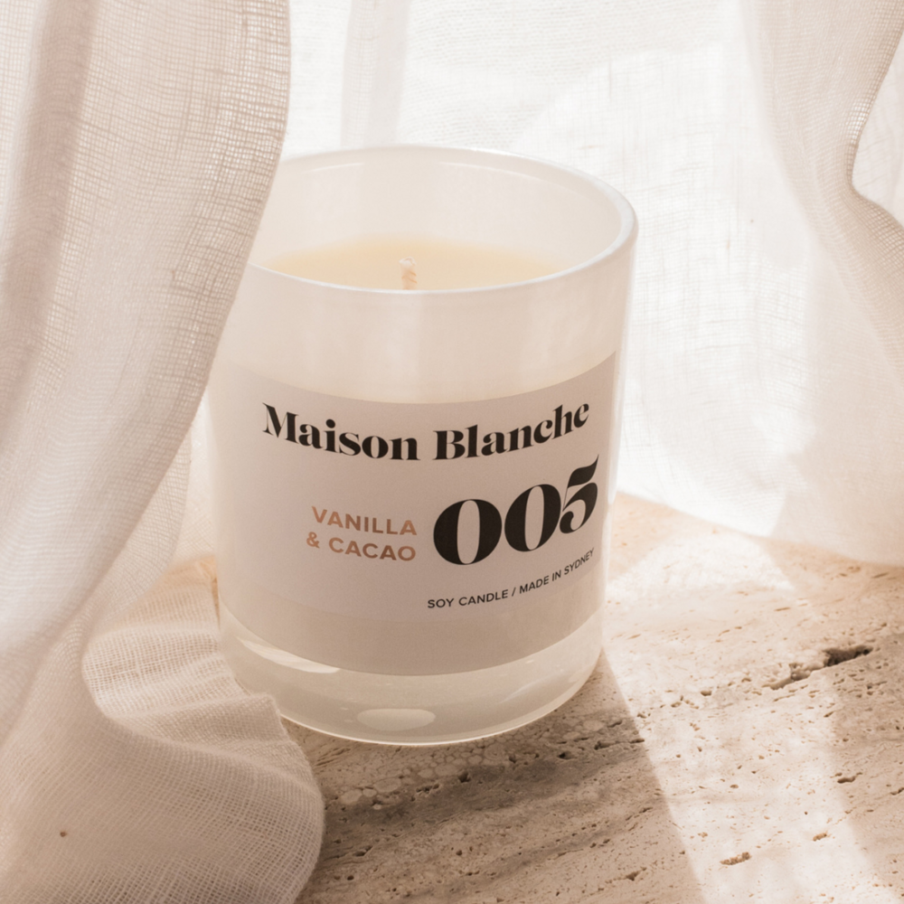 🍫 005 Vanilla & Cacao Large Candle – Maison Blanche ✨🕯️🤎 Decadent, comforting, irresistibly sweet