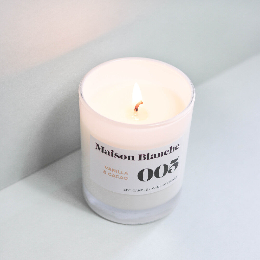 🍫 005 Vanilla & Cacao Large Candle – Maison Blanche ✨🕯️🤎 Decadent, comforting, irresistibly sweet