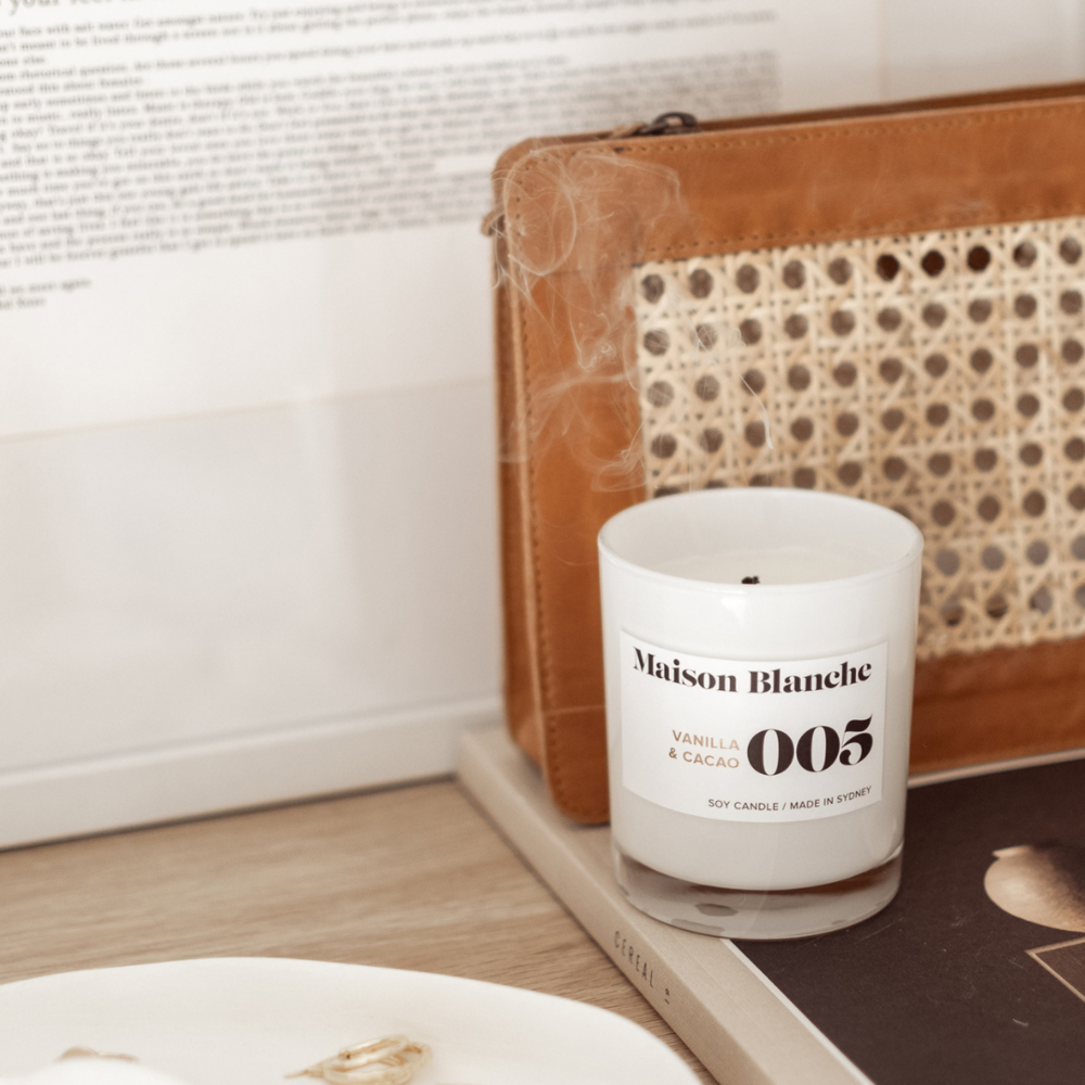 🍫 005 Vanilla & Cacao Large Candle – Maison Blanche ✨🕯️🤎 Decadent, comforting, irresistibly sweet