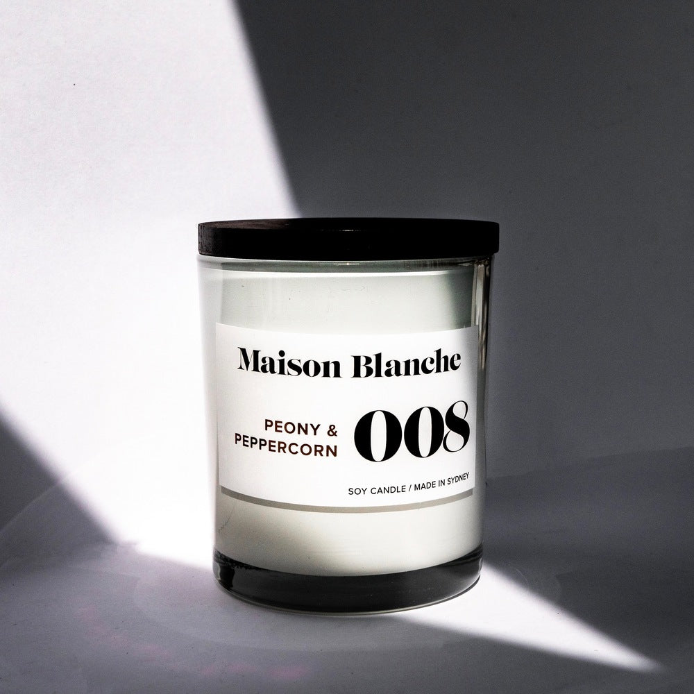 🌸 008 Peony & Peppercorn Medium Candle Maison Blanche ✨🕯️💗 - Floral, fresh, subtly spicy