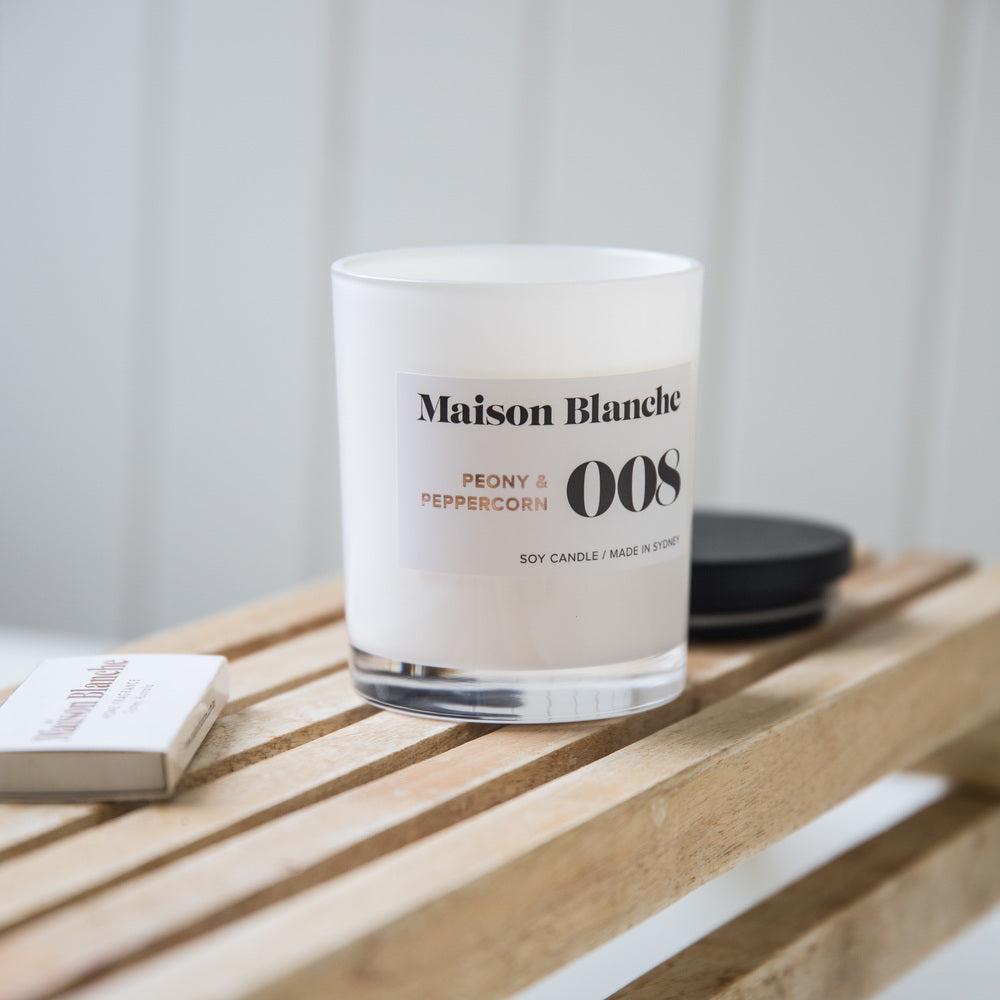 🌸 008 Peony & Peppercorn Medium Candle Maison Blanche ✨🕯️💗 - Floral, fresh, subtly spicy