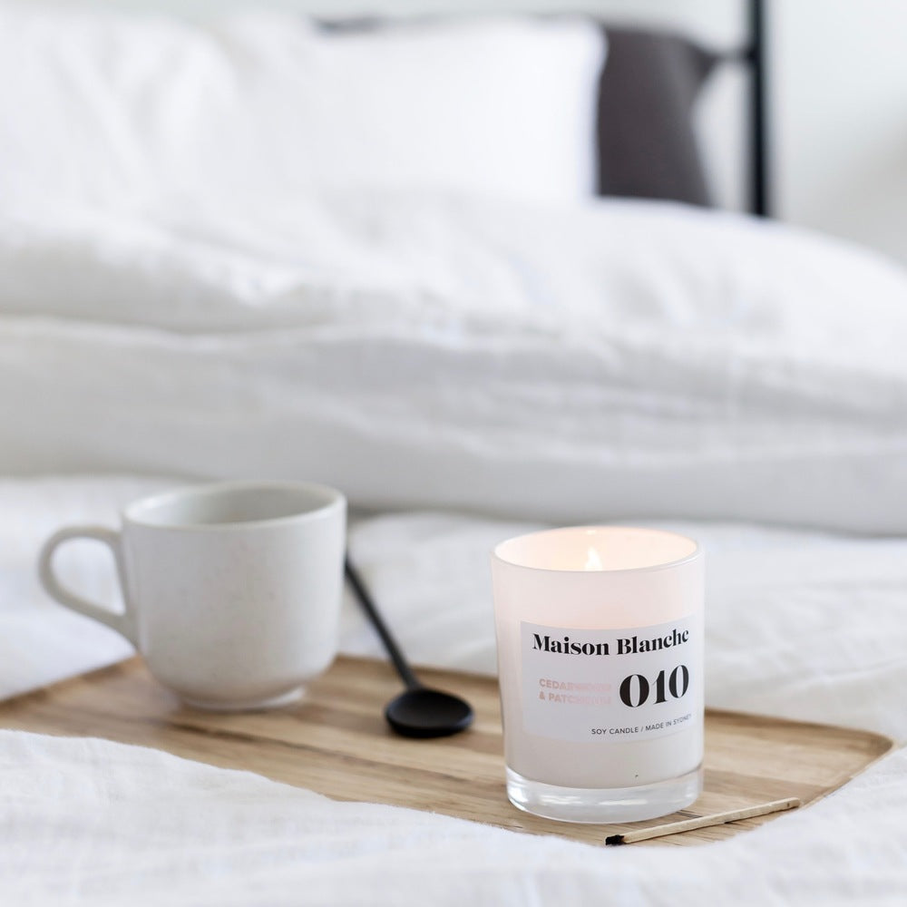 🌲 010 Cedarwood & Patchouli Large Candle Maison Blanche 🕯️✨🤎 - Woody, soulful, deeply relaxing