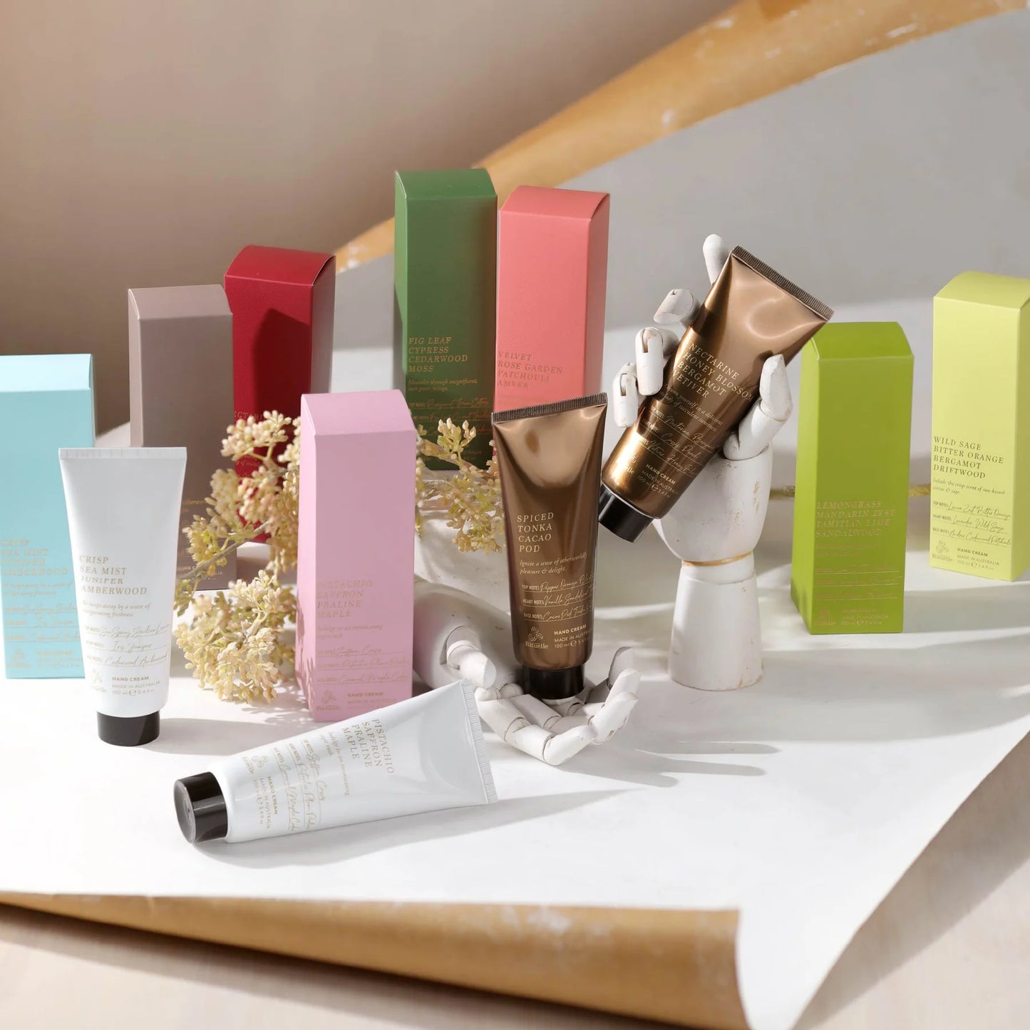 🌹 Velvet Rose Garden, Patchouli & Amber – Hand Cream (100ml) By Urban Rituelle