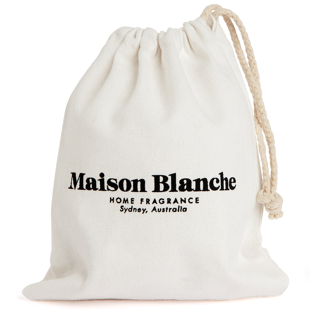 🌿 001 Cotton & Chamomile Medium Candle Maison Blanche 🕯️✨ - Fresh, airy, calming