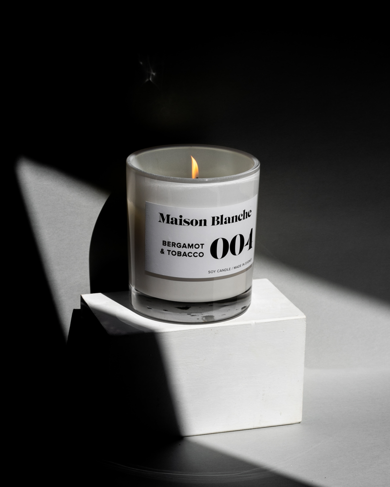 🍊 004 Bergamot & Tobacco Large Candle – Maison Blanche 🕯️🖤🔥- Warm, smoky, fresh