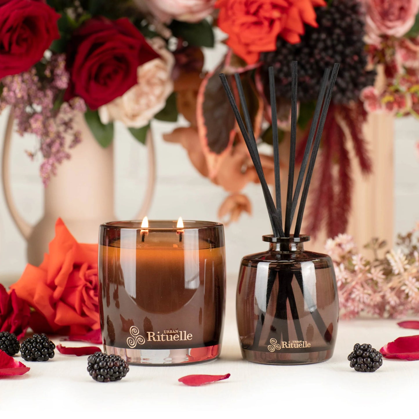 🌹 Velvet Rose Garden, Patchouli & Amber Scented Soy Candle (400g) By Urban Rituelle🌹🌿✨ - floral, warm