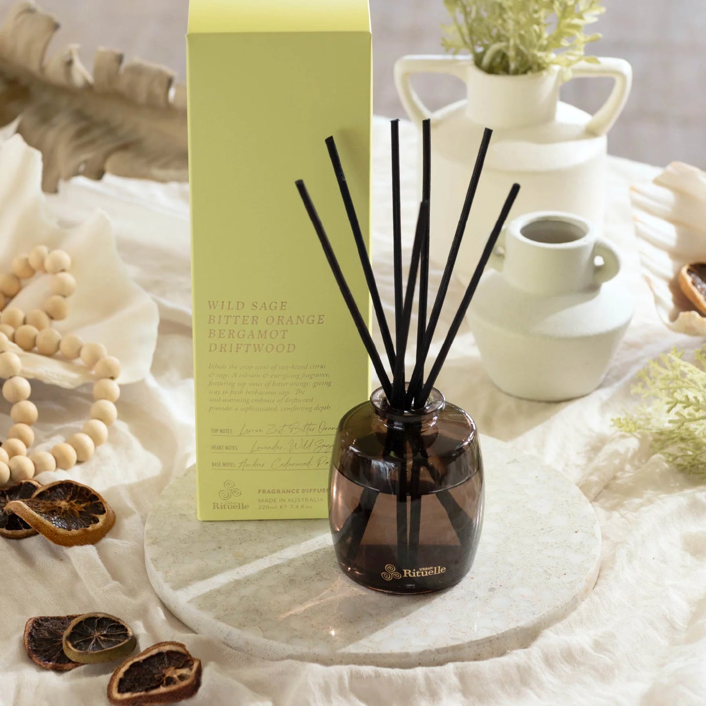 🌿 Wild Sage, Bitter Orange, Bergamot & Driftwood Fragrance Diffuser Set (220ml) By Urban Rituelle - Botanical freshness with a grounded twist. 🌬️