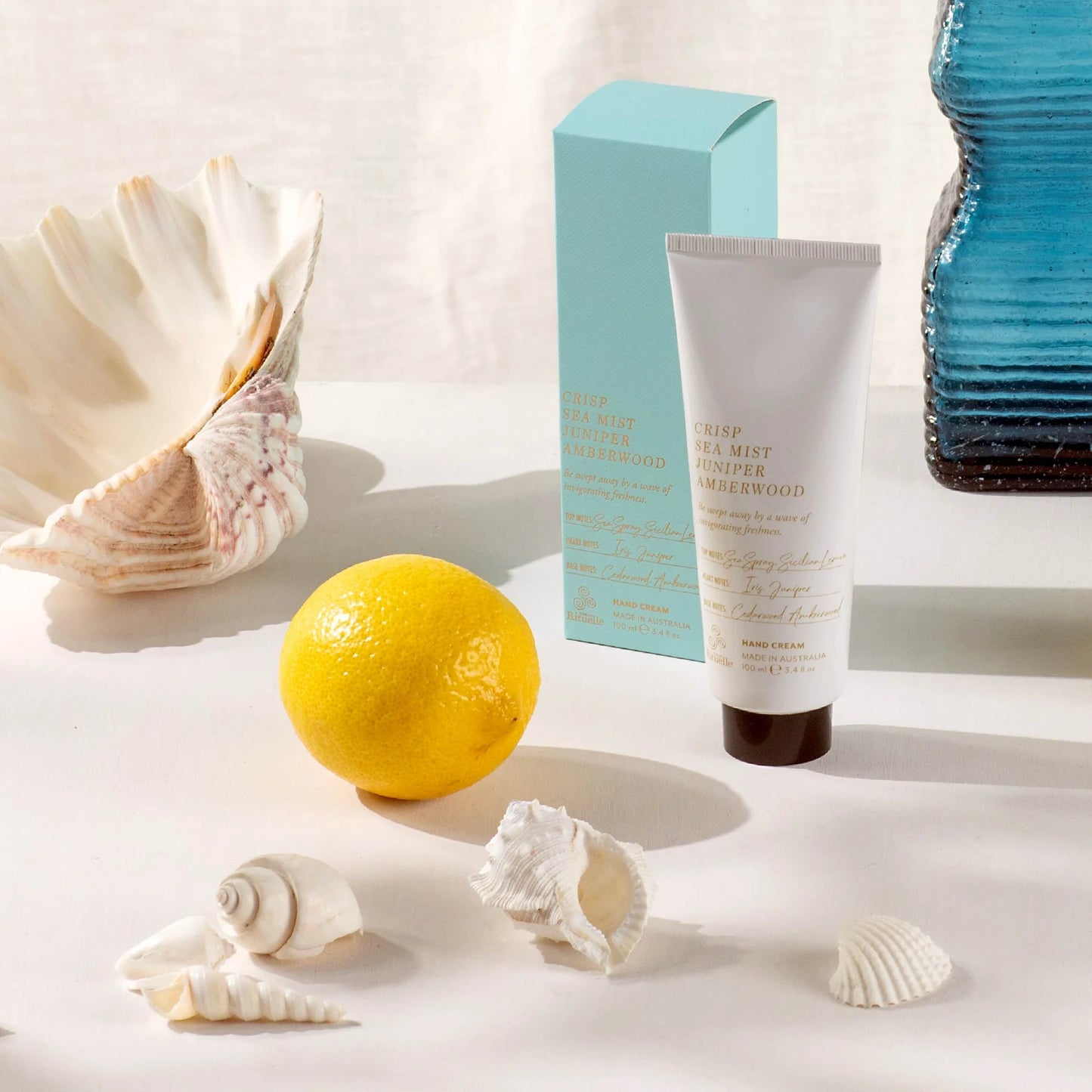 🌊 Crisp Sea Mist, Juniper & Amberwood – Hand Cream (100ml) By Urban Rituelle