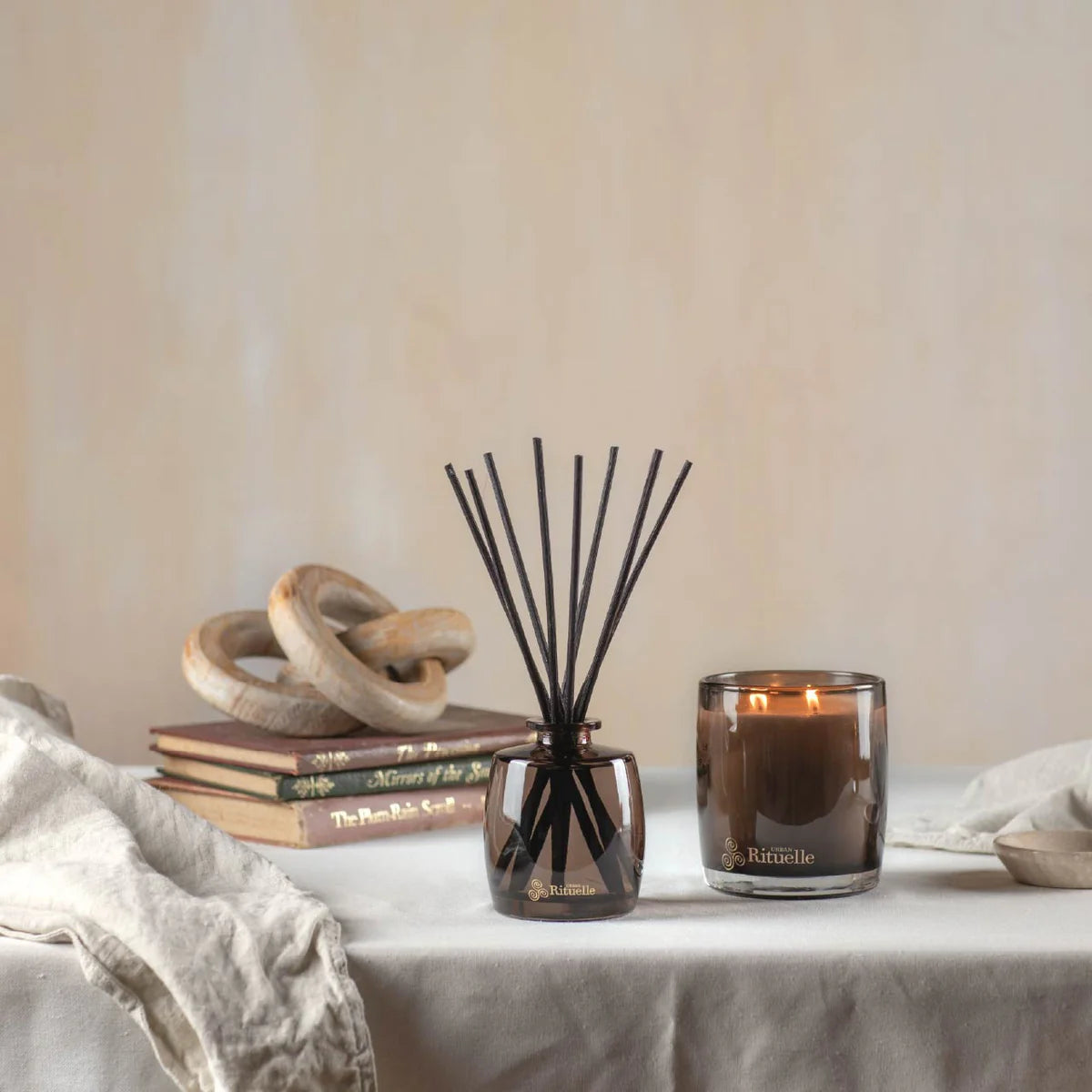 🍫 Spiced Tonka & Cacao Pod Fragrance Diffuser Set (220ml) By Urban Rituelle - Warmth. Depth. Delicious comfort. 🔥