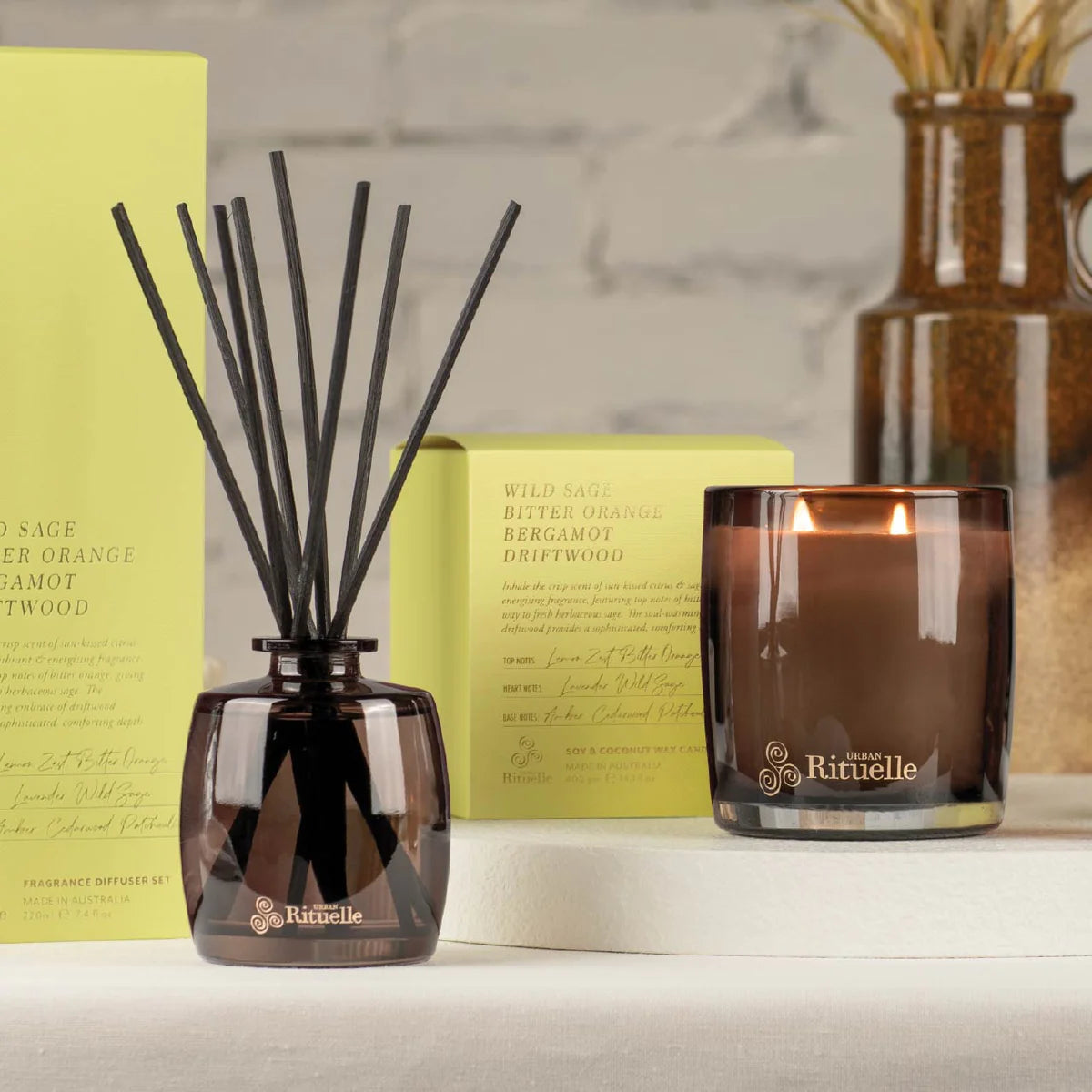 🌿 Wild Sage, Bitter Orange, Bergamot & Driftwood Fragrance Diffuser Set (220ml) By Urban Rituelle - Botanical freshness with a grounded twist. 🌬️