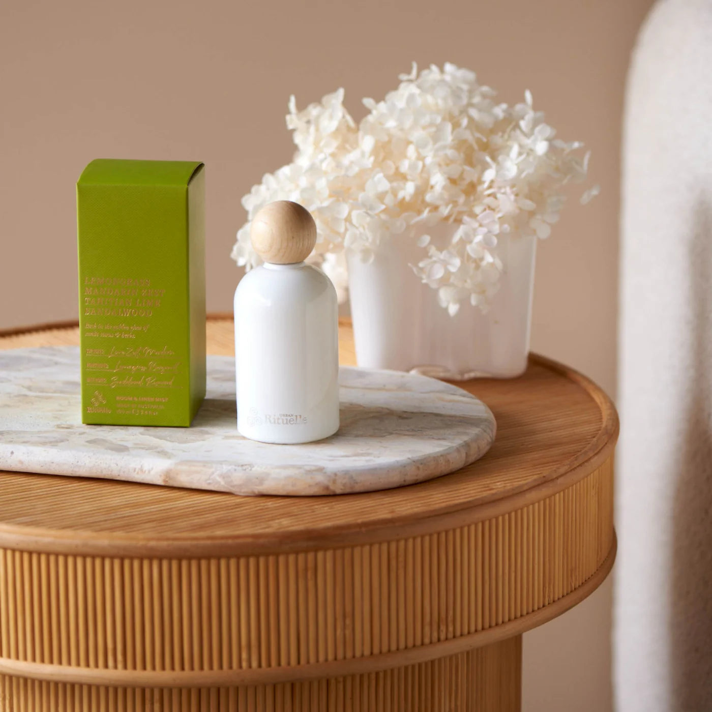 🍋 Lemongrass, Mandarin Zest, Tahitian Lime & Sandalwood – Room & Linen Mist (100ml) by Urban Rituelle