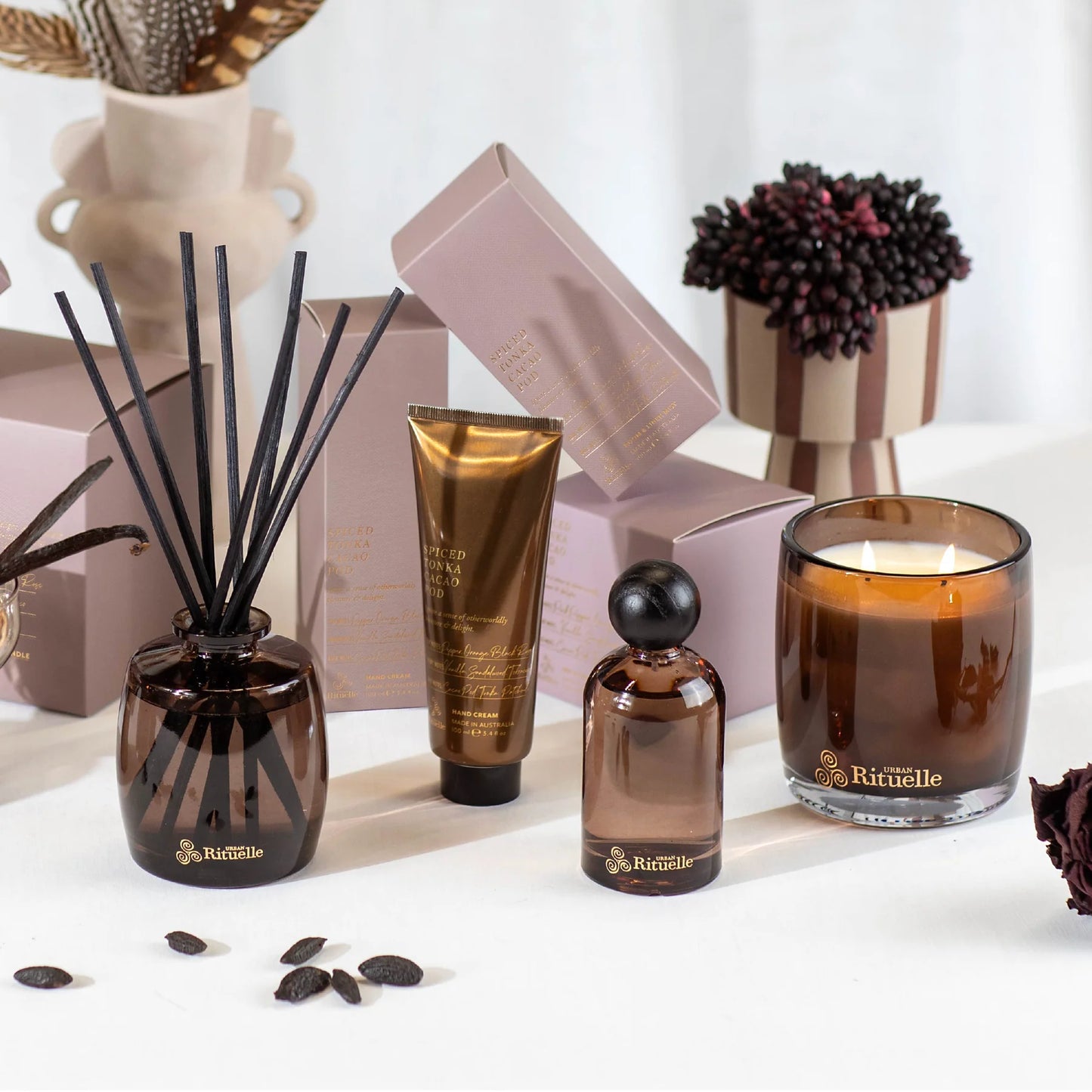 🍫 Spiced Tonka & Cacao Pod Fragrance Diffuser Set (220ml) By Urban Rituelle - Warmth. Depth. Delicious comfort. 🔥