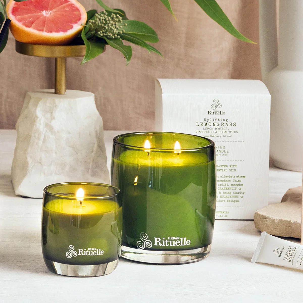 🍋 Lemongrass, Lemon Myrtle, Grapefruit & Eucalyptus Scented Soy Candle (400g) By Urban Rituelle 🌿🍋🍊 - Fresh, zesty, clean