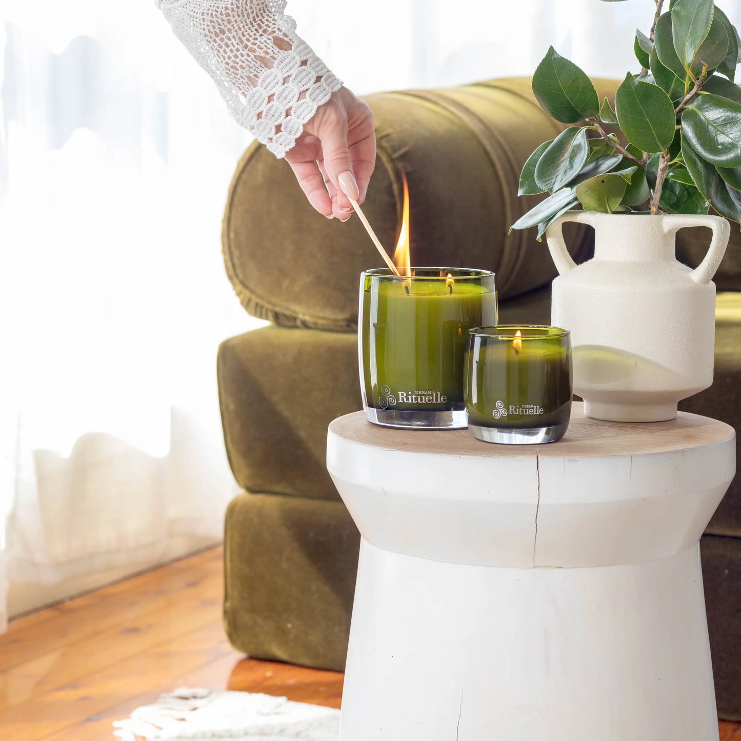 🍋 Lemongrass, Lemon Myrtle, Grapefruit & Eucalyptus Scented Soy Candle (400g) By Urban Rituelle 🌿🍋🍊 - Fresh, zesty, clean